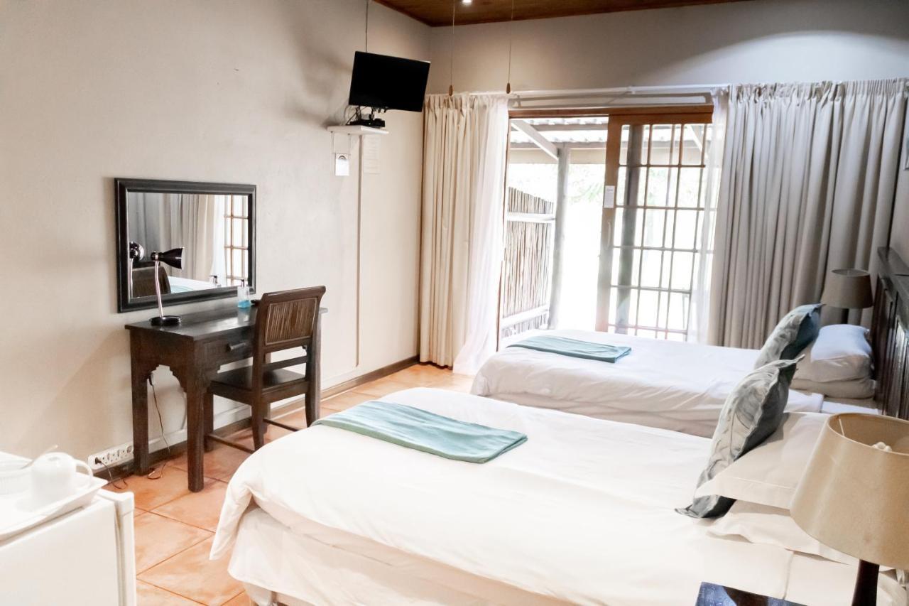 Sunbird Lodge Пхалаборва Экстерьер фото