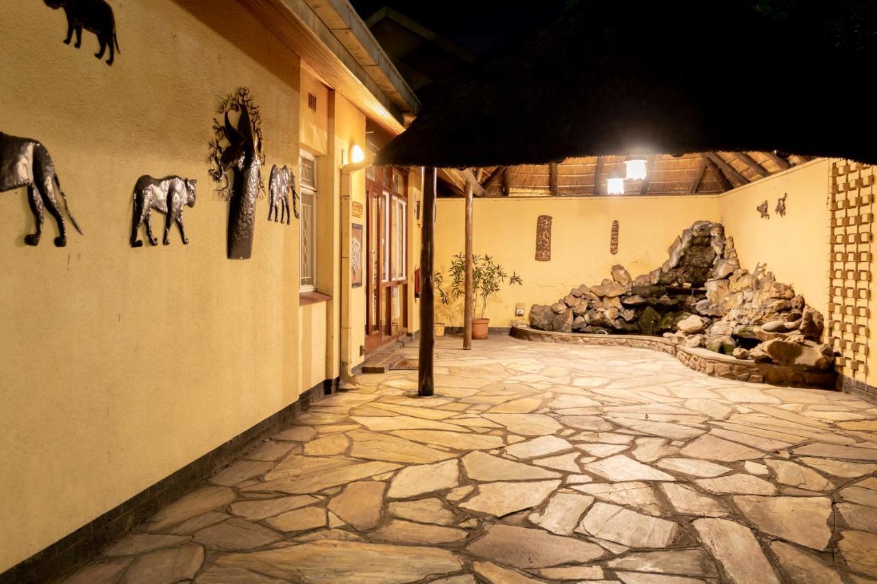 Sunbird Lodge Пхалаборва Экстерьер фото