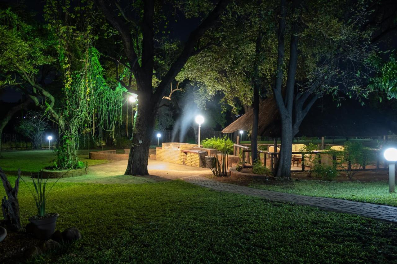 Sunbird Lodge Пхалаборва Экстерьер фото