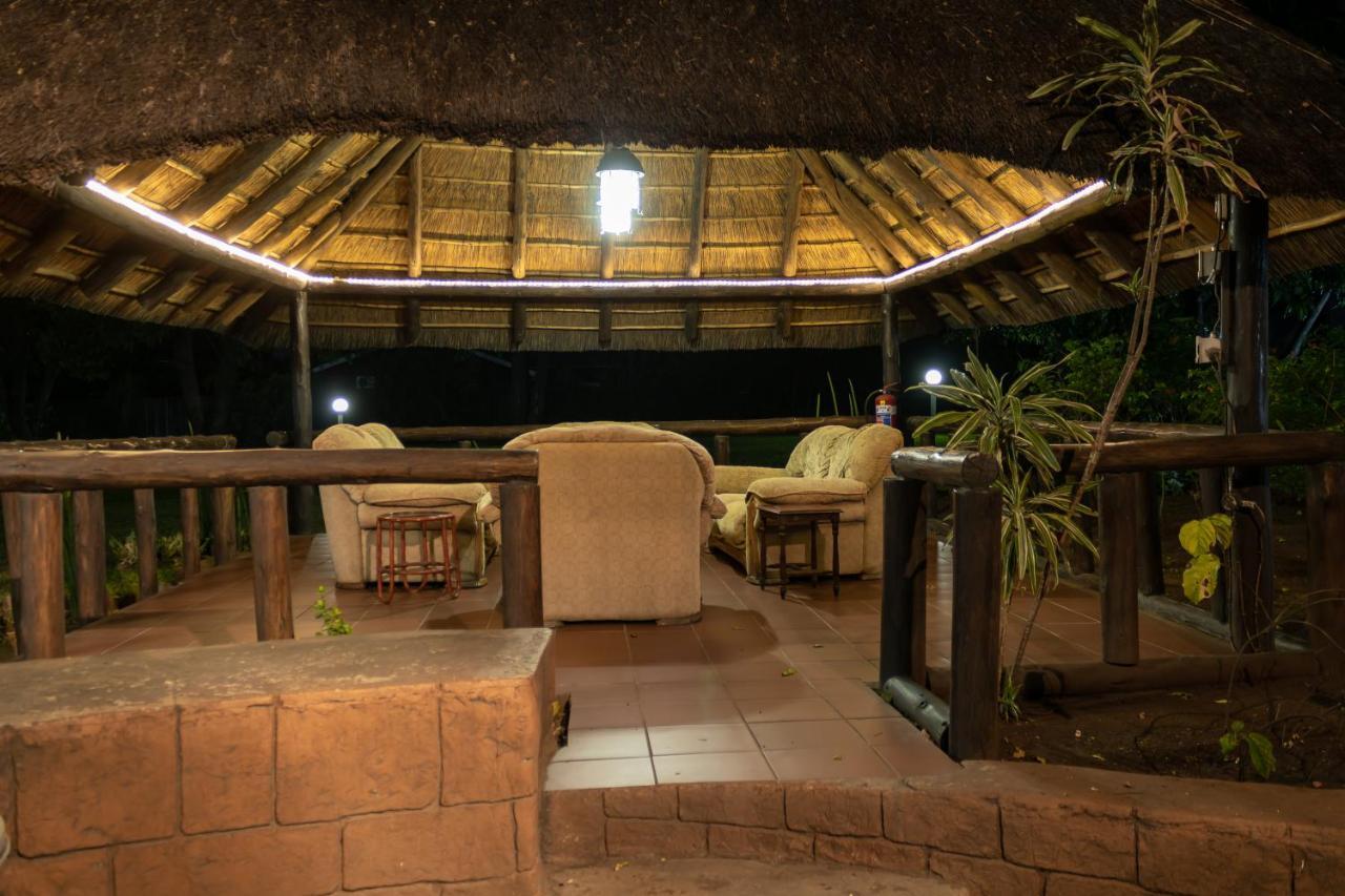 Sunbird Lodge Пхалаборва Экстерьер фото