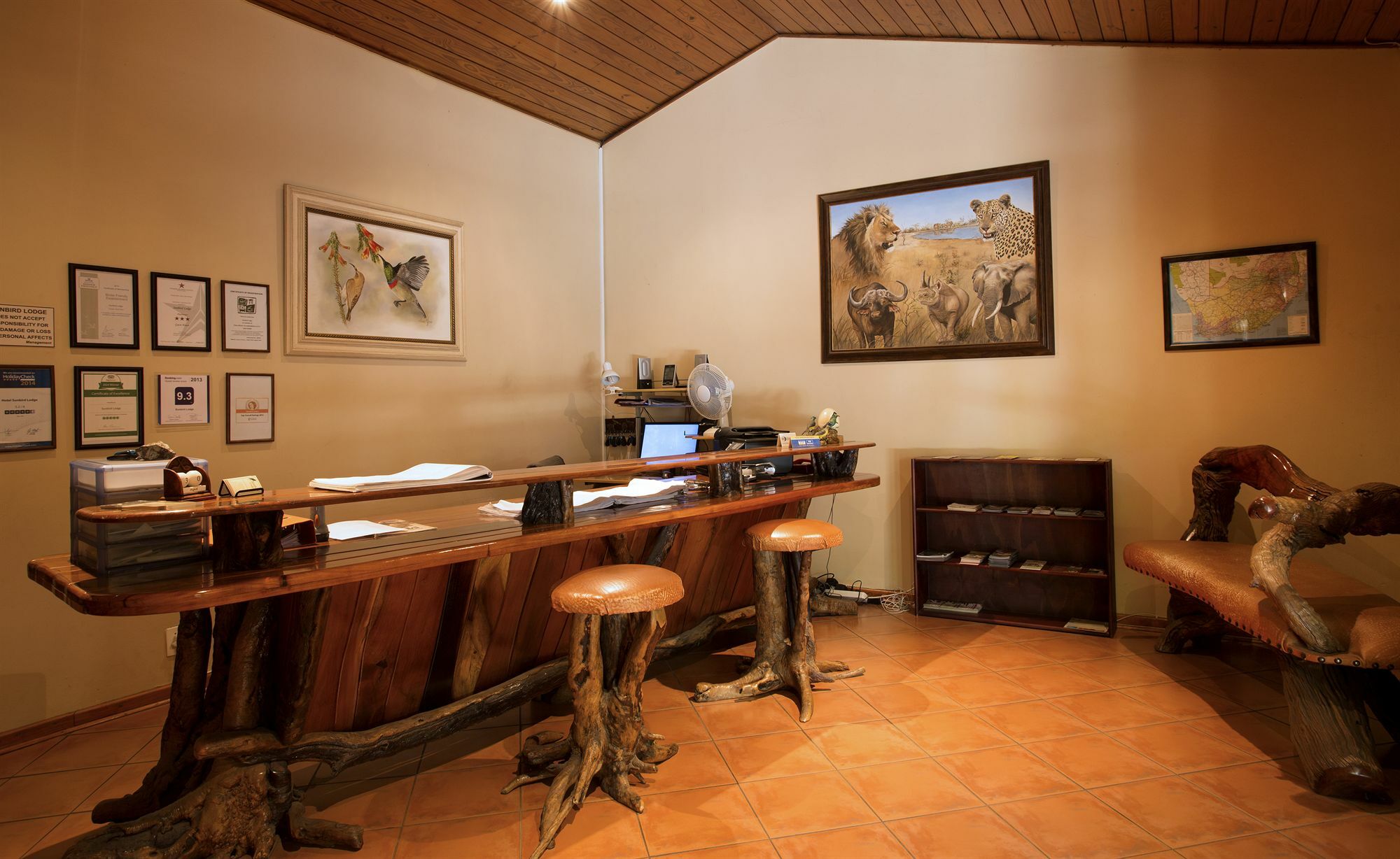 Sunbird Lodge Пхалаборва Экстерьер фото