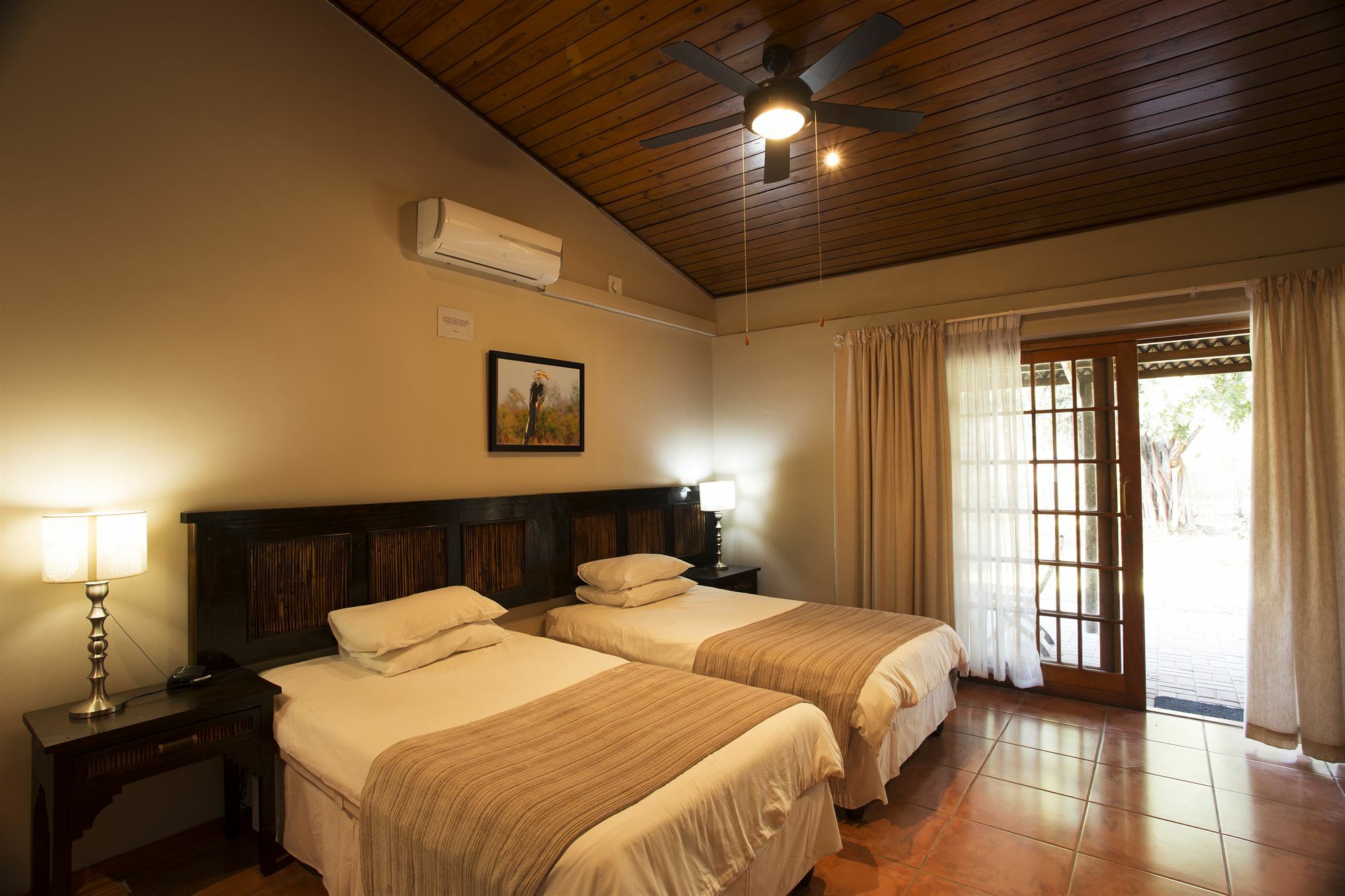 Sunbird Lodge Пхалаборва Экстерьер фото