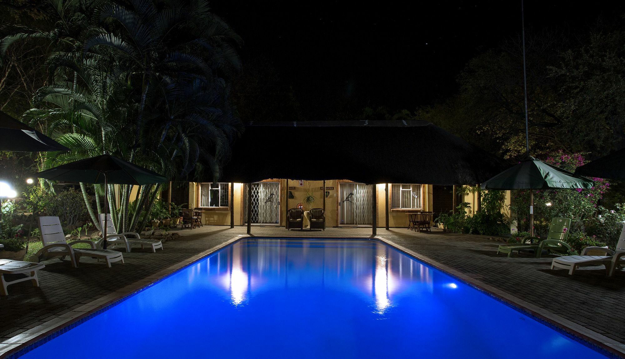 Sunbird Lodge Пхалаборва Экстерьер фото