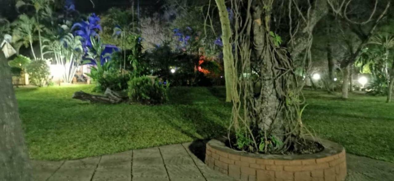 Sunbird Lodge Пхалаборва Экстерьер фото